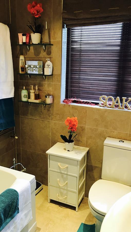 2 Drummond B&B Лъндъндери Екстериор снимка